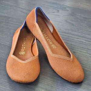 RETIRED ROTHYS ROUND TOE FAWN WOMEN'S FLATS SHOES Sz 8